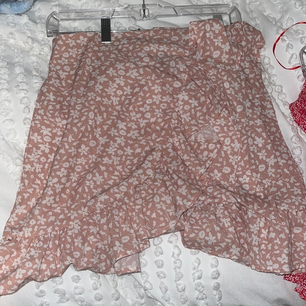 Pink and white shein floral skirt